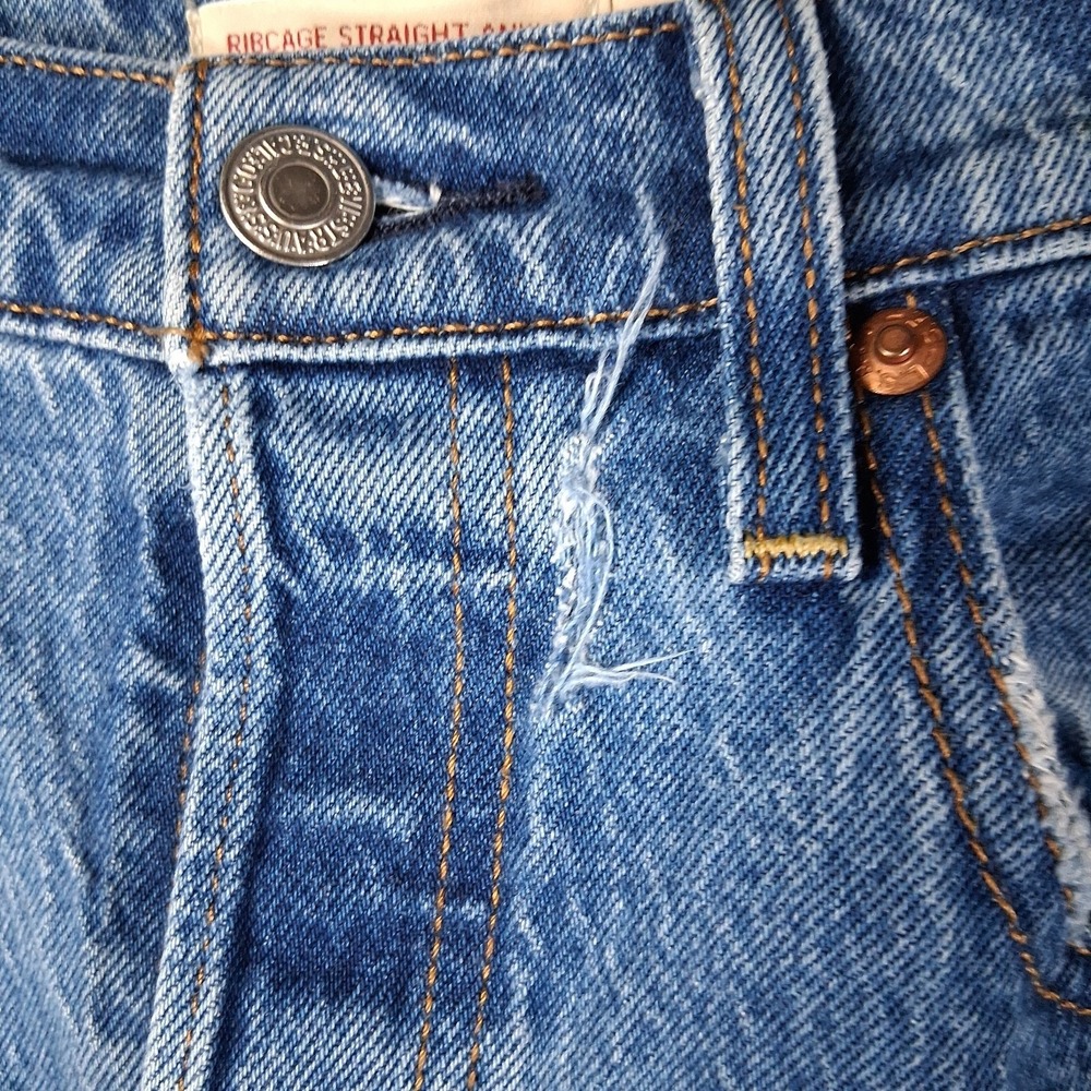 Premium Levis Ribcage Straight Ankle Jeans Women's Size 25x29 Blue Button Fly - Picture 3 of 7